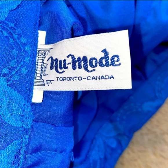 Vintage Nu-Mode Royal Blue Lace High-Waisted  Pencil Skirt Ladies Sm Waist 27” - Picture 3 of 4